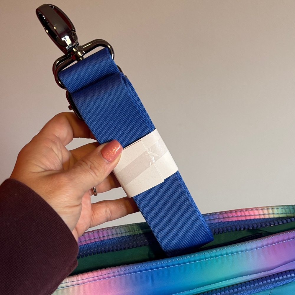 THINK ROYLN Multicolor Quilted crossbody - Picture 6 of 9